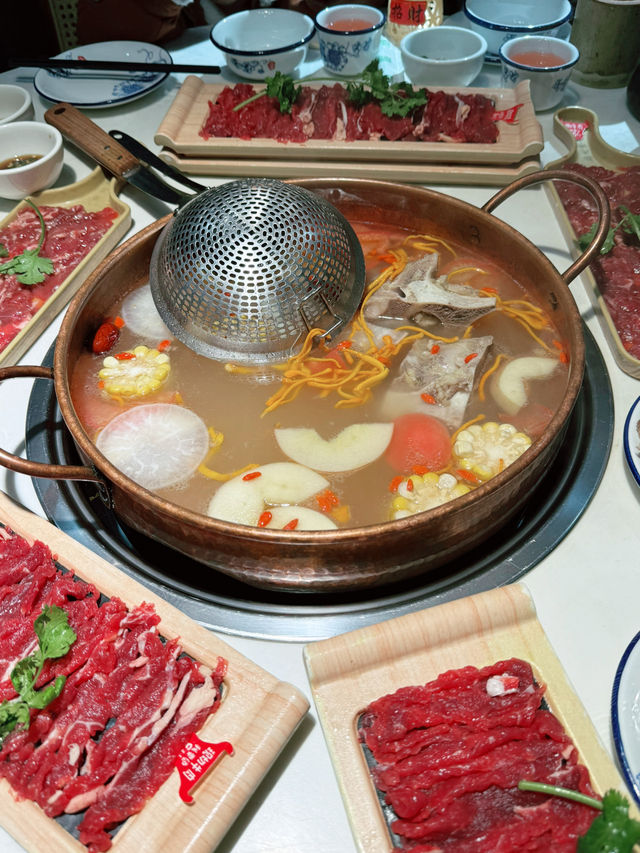 มาลองกินชาบูเนื้อจามรีกันเถอะ !!