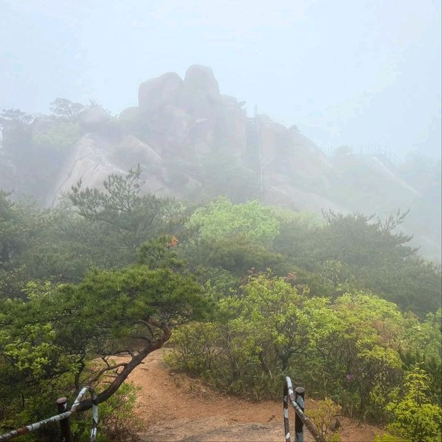 Cheonhwangbong, Outta Breath, In the Clouds, Lovin’ Life