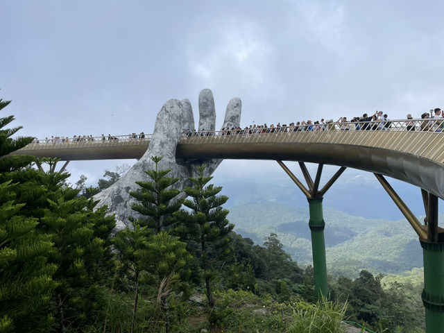 巴拿山漫遊：雲端仙境的悠閒時光