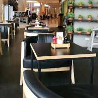 lovely cafe 