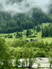 Where the Saas and Matter Valleys Meet – A Hidden Gem with Mountain Drama