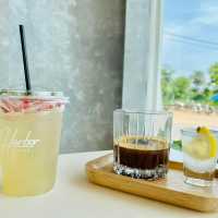 Harbor Café นครศรีธรรมราช — คาเฟ่ริมน้ำสุดชิลล์ 