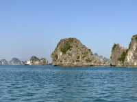 🚢 1-Night Ha Long Bay Cruise: A Journey Through Vietnam’s Dreamscape 🌅🇻🇳