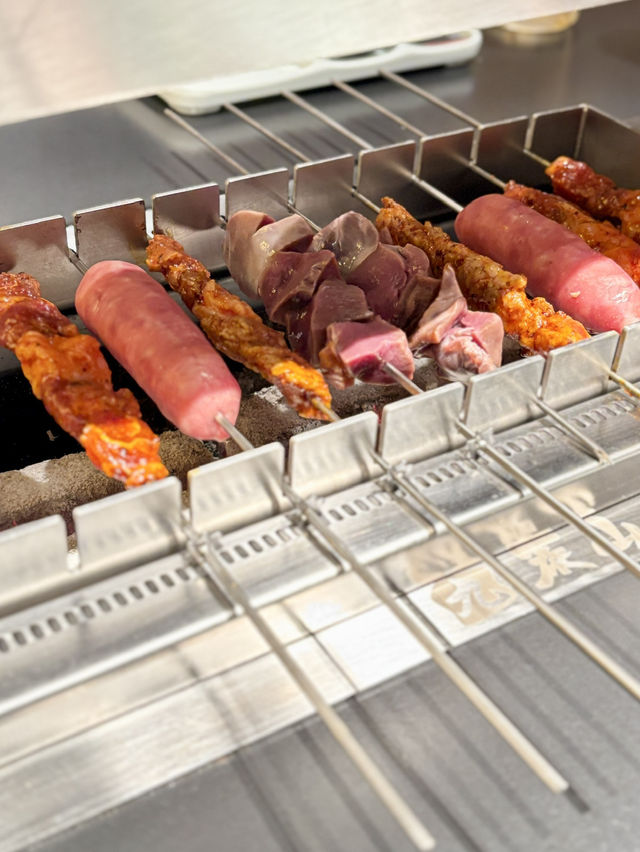 【大阪・十三】本場・延辺の串焼きと郷土料理を大阪で味わえる「九 泰山 十三店」