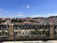 【サン・ペドロ・デ・アルカンタラ展望台（Miradouro de São Pedro de Alcântara）】