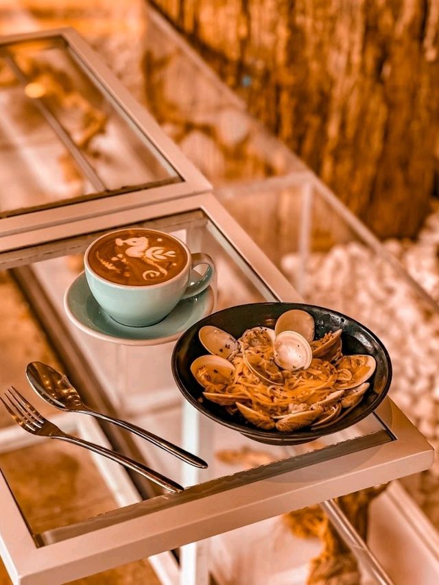 Root Cafe Hong Kong
