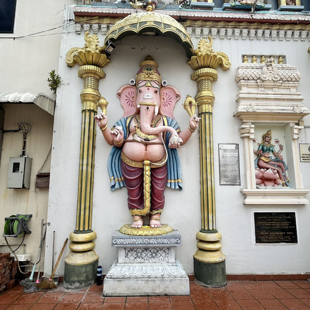 🕉️ Solo Spiritual Journey: Sri Mahamariamman Temple – Penang’s Oldest Hindu Temple