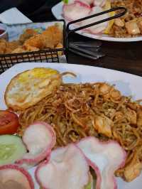 Comfort Food Without the Cost—Leisure Hill Delivers