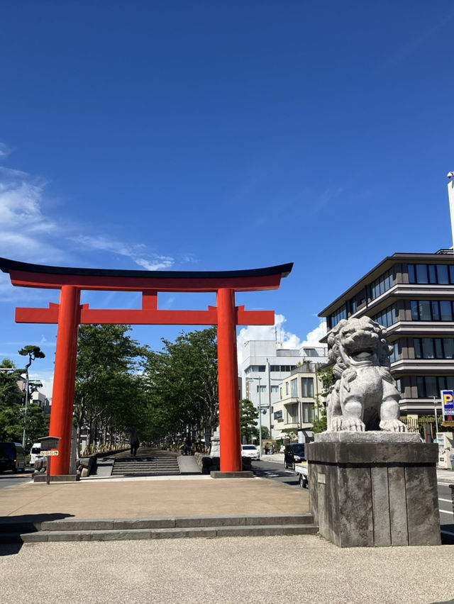 【神奈川・鎌倉市】鶴岡八幡宮〜商売繁盛、勝負運、良縁、安産のパワースポット〜
