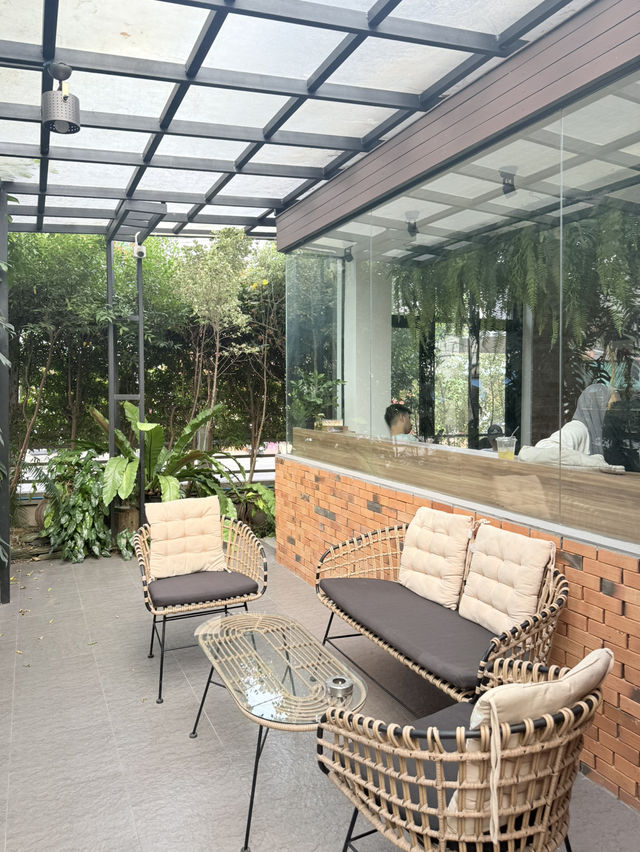 คาเฟ่มินิมอลในสวน Nimby Coffee ☕️