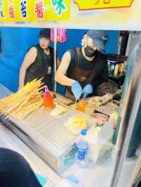 🏮 Raohe Street Night Market – A Flavor-Packed Night in Taipei 🌙🍢