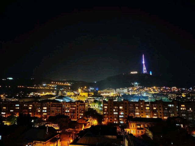 Lights, Chill Vibes & Nighttime Magic