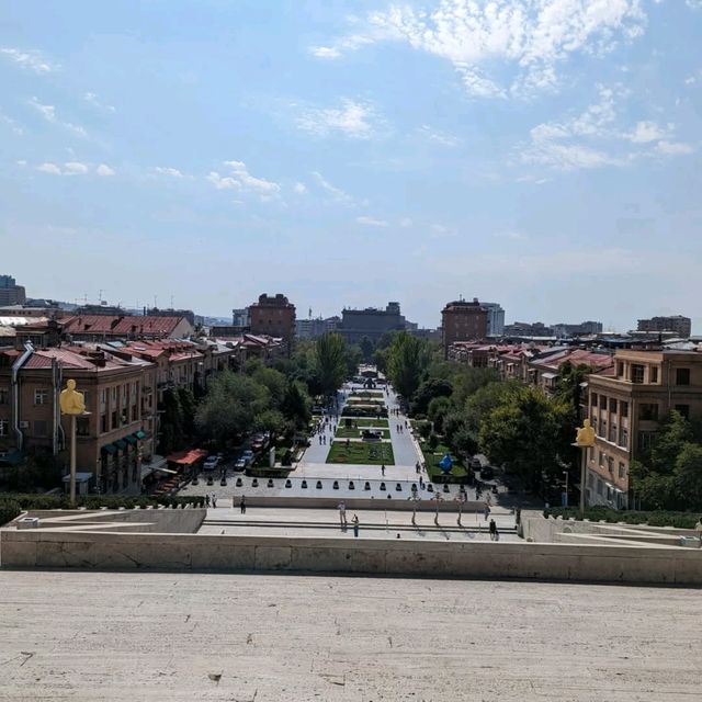 City Strolls & Chill Feels, Yerevan’s Got a Vibe