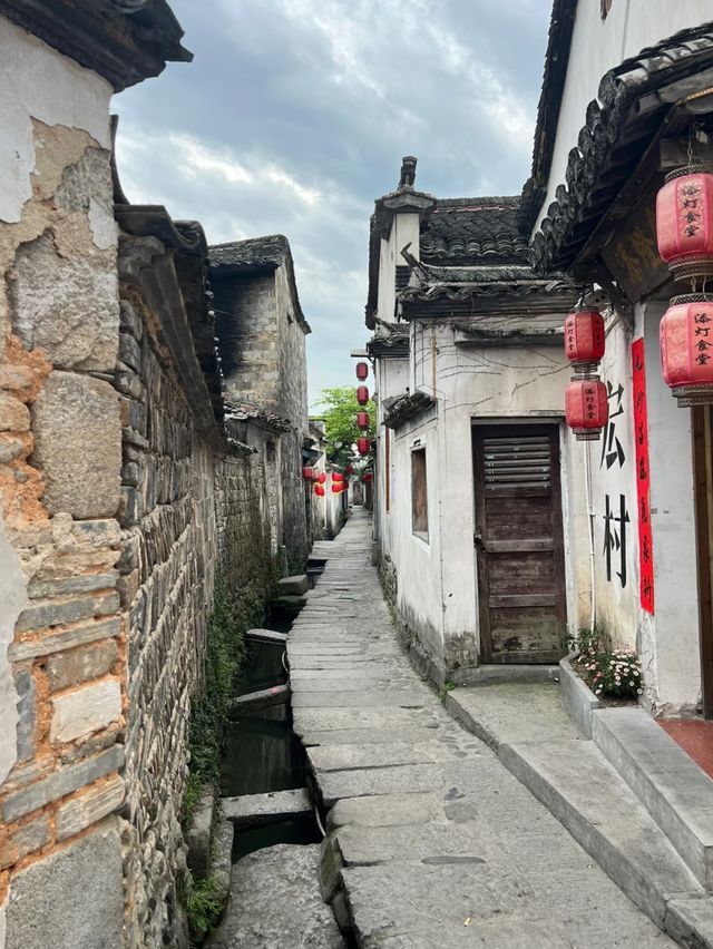 Lost in Time, Framed in Beauty: Welcome to Hongcun