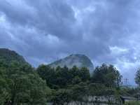 美麗的山景