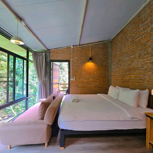 ที่พักแบบใกล้ชิดธรรมชาติ ติดลำธาร แม่ลาย เชียงใหม่