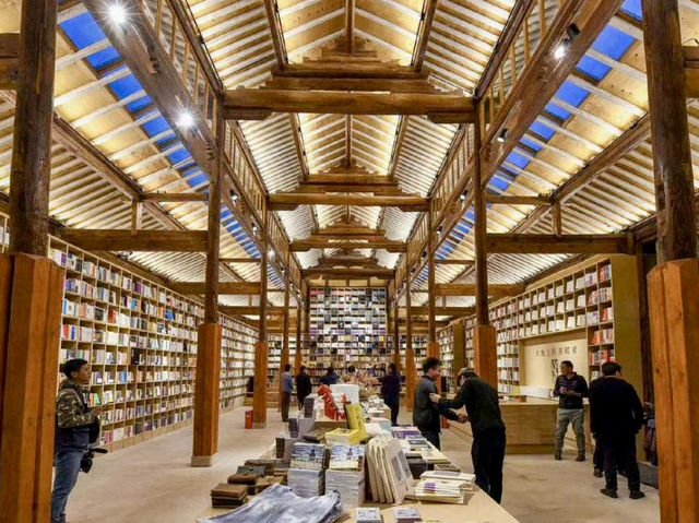 📚🌿China’s Most Beautiful Bookshop in a Village Field(先锋沙溪白族书局) 📚🌿China’s Most Beautiful Bookshop in a Village Field(先锋沙溪白族书局)