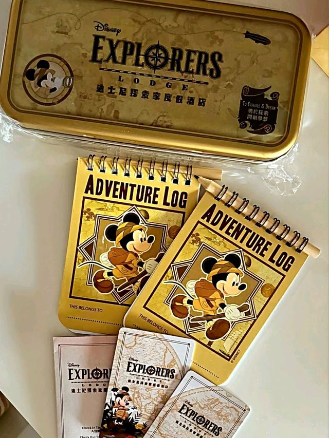 Hong Kong Disneyland Explorers Lodge: Aesthetic Journeys Through Design