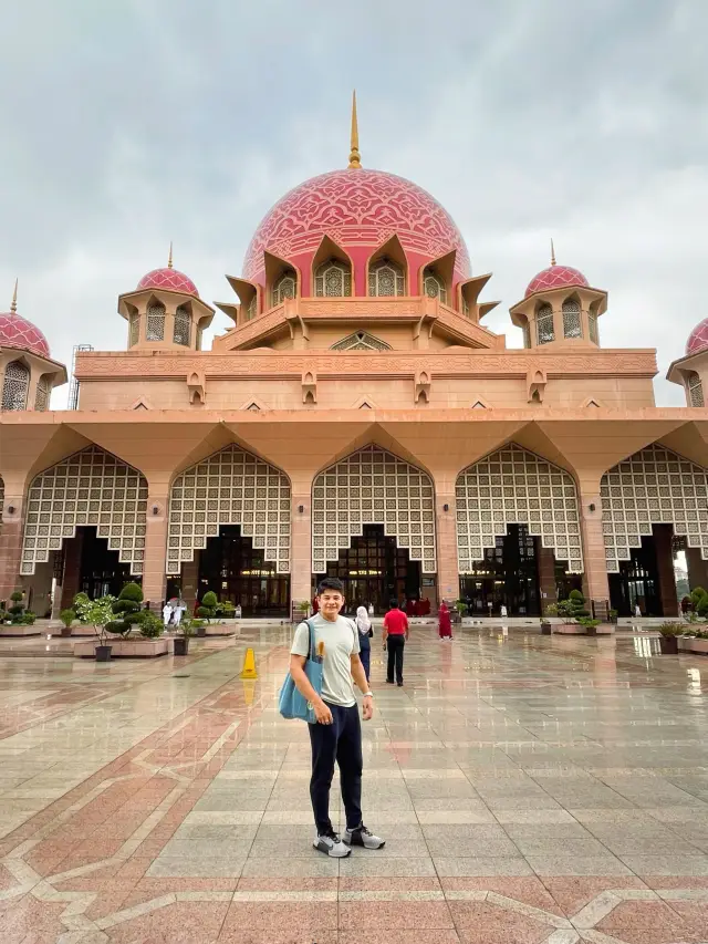 A Journey Through Malaysia’s Icons