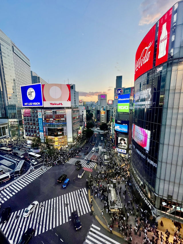 🌇 Secret Sunset Spot in Shibuya – The Best View of the Crossing