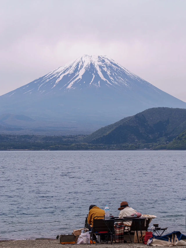 【富士山腳下｜仰望聖山的寧靜時光】