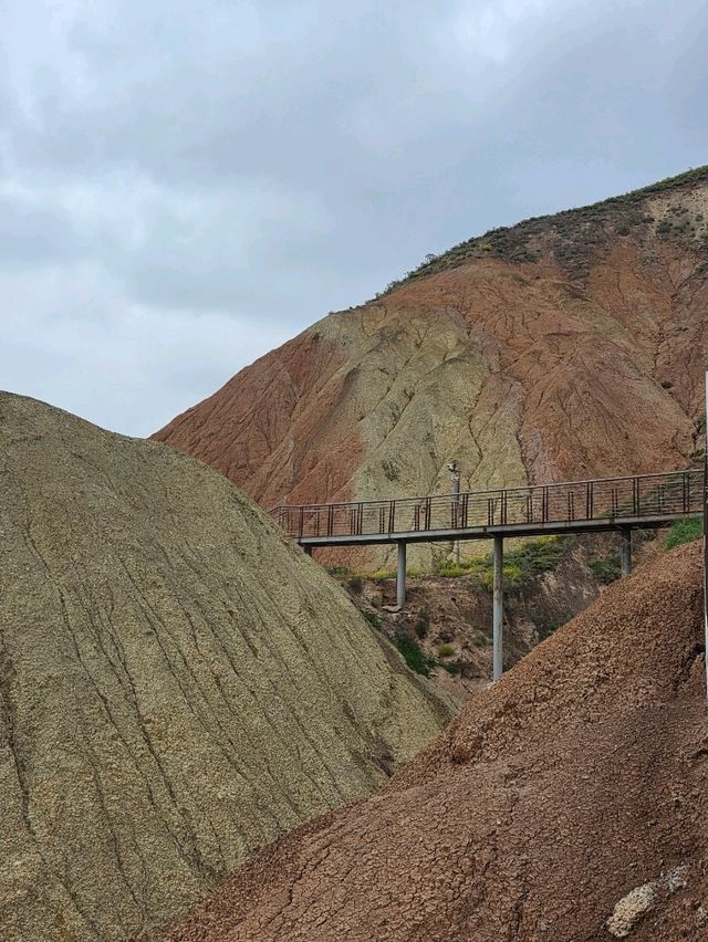 Что посмотреть в Китае - Shui Mo Danxia скрытая жемчужина Ланчжоу