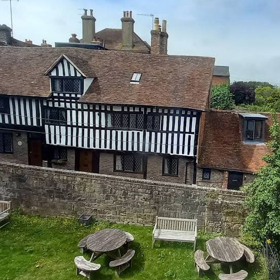 Anne of Cleves House Museum – A Tudor Gift, A Sussex Time Capsule Anne of Cleves House Museum – A Tudor Gift, A Sussex Time Capsule