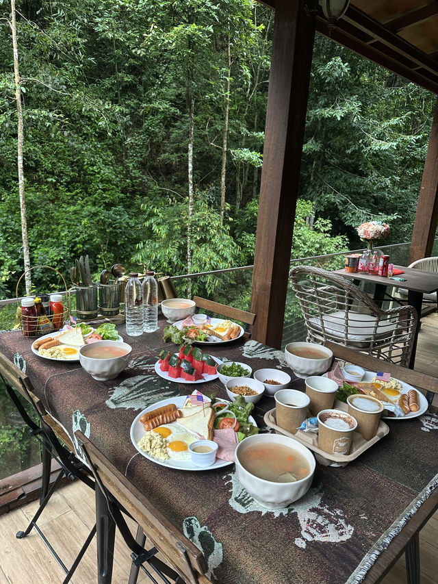 ที่พักติดลำธารเชียงใหม่ 🪾🏞️