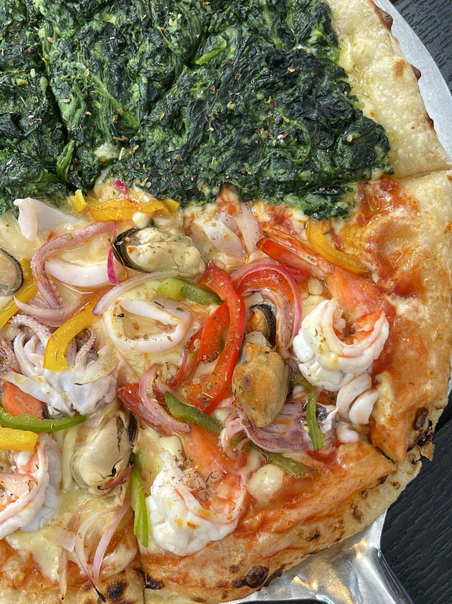 Pizza House พิชซ่าเตาฟืนสุโขทัย