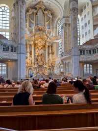 เที่ยวโบสถ์ Frauenkirche Dresden