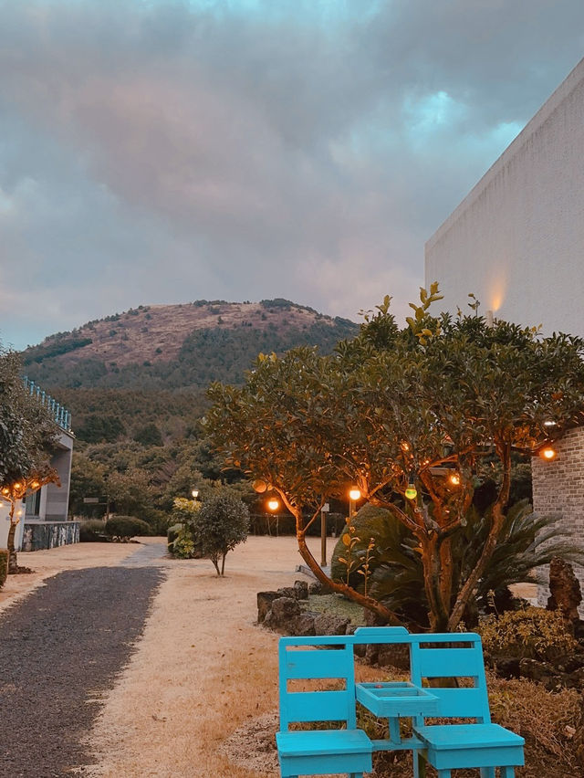 Modern Retreat Vibes🏡 Modern Retreat Vibes🏡