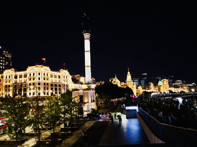 Shanghai: The Bund Nights Glow🌃 Shanghai: The Bund Nights Glow🌃