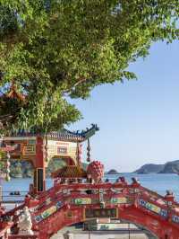 Temple in on the beach at Repulse Bay
