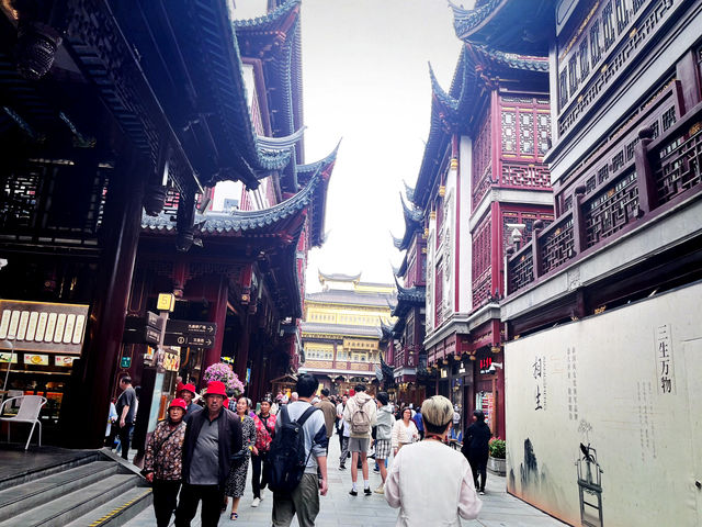 Yu Garden, Shanghai: A Classical Oasis in the City