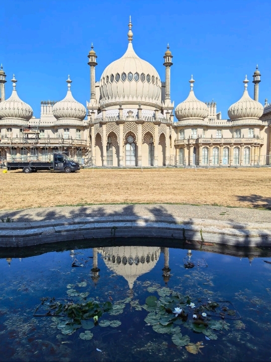 ロイヤル・パビリオン｜イギリス南海岸に佇む東洋のファンタジー。