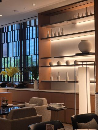 ⭐ Courtyard by Marriott Sejong: Лучший бизнес-отель, создающий ощущение расслабляющего отдыха.