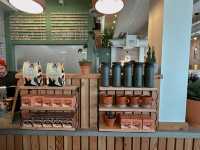 🇨🇦동화마을 속 로스터리 감성카페‘Smoking gun coffee roasters’