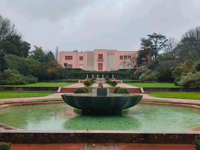 Serralves is worth visiting even in the rain