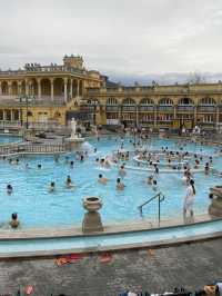 💸 Budapest on a Budget: Summer City Magic for Less 🇭🇺☀️🛶