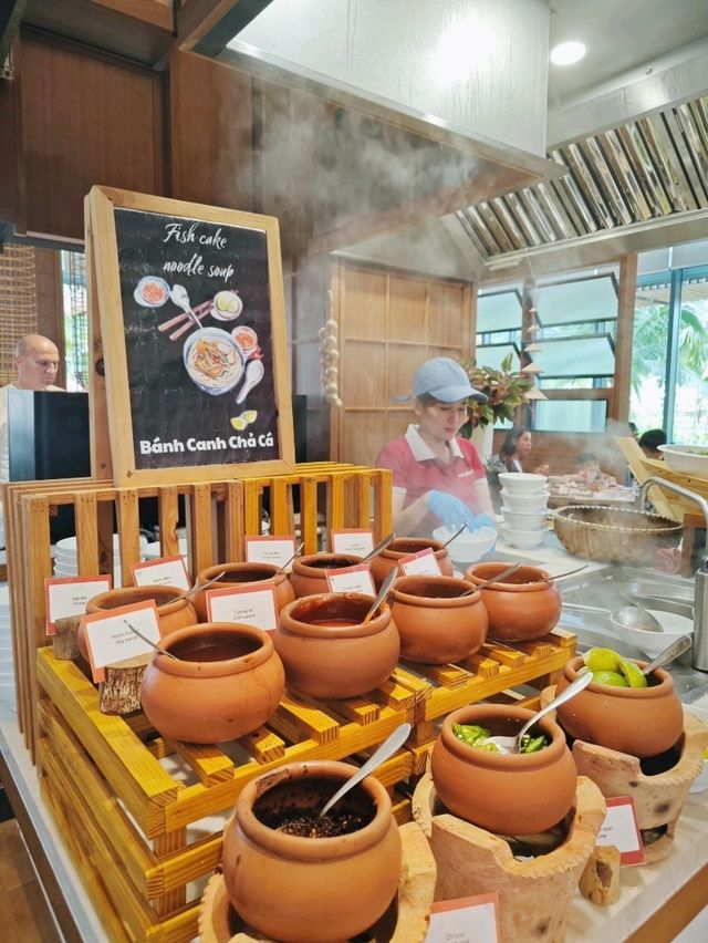 Все цвета Азии: завтрак в отеле Movenpick Resort Waverly 🤎☕