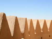 🌙 은빛 하늘 아래의 침묵, 모스크의 밤 🇦🇪