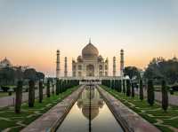 🍁 Taj Mahal – Autumn Softness & Marble Glow