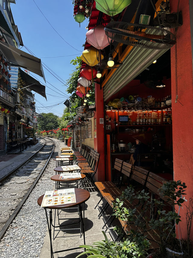 Hanoi train street 