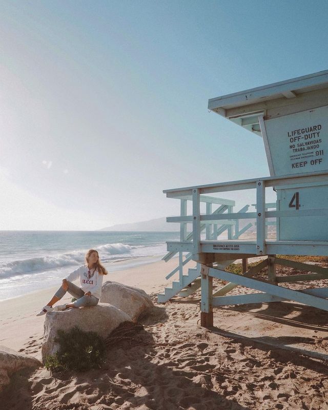 Malibu Dreams: Where Barefoot Is the Dress Code