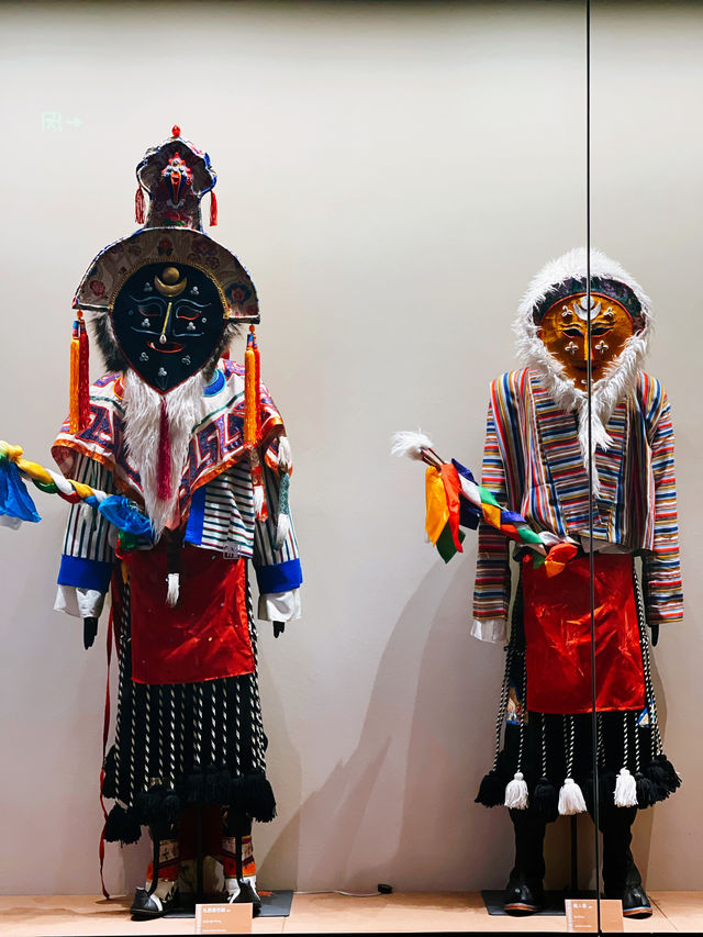 趁國慶打卡祖國大好河山—西藏博物館服飾篇