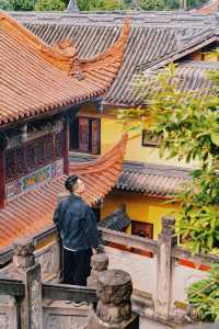 超靈驗來成都絕對不能錯過的震撼古寺