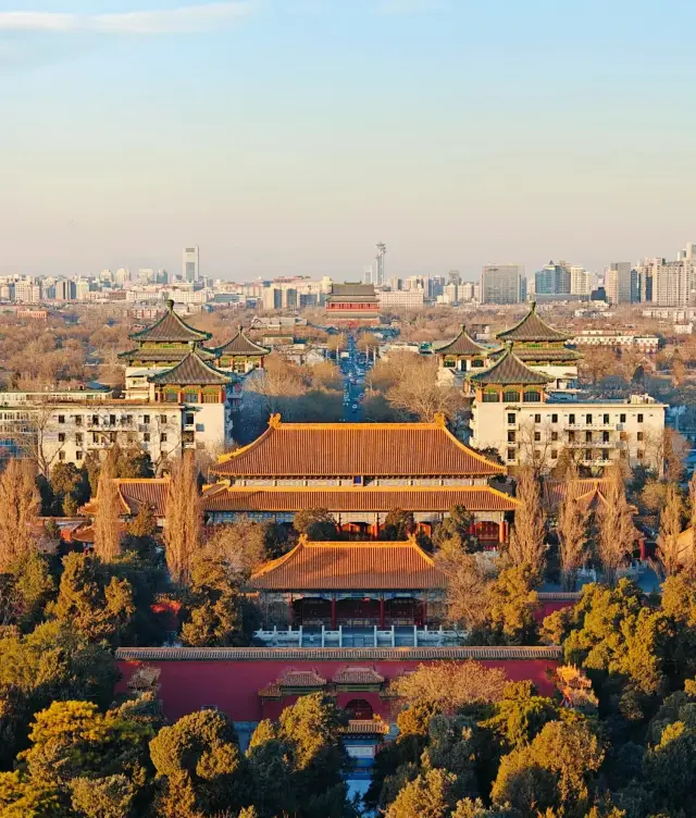 คุณต้องไปที่สวน Jing Shan ให้ตรงเวลาเหมือนที่หัวข้อบอกไว้