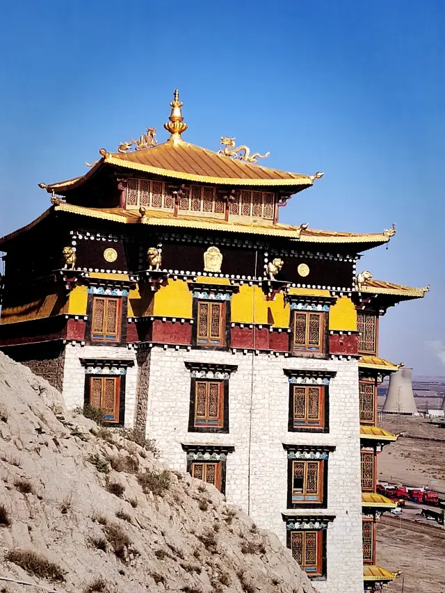 Manba Lhakhang Monastery • Wuhai Tibetan Buddhism Medical College