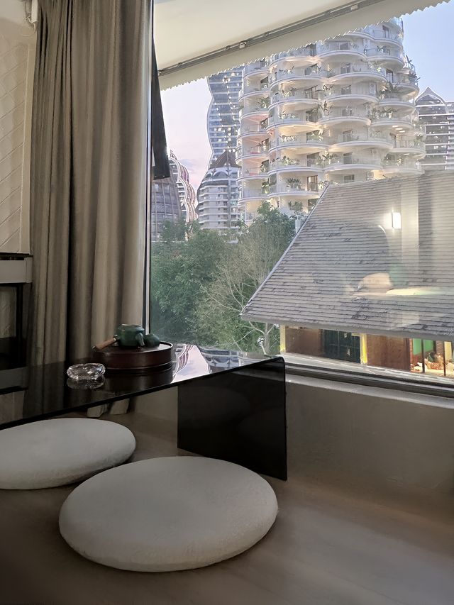 西雙版納｜在無邊泳池上享絕美風景