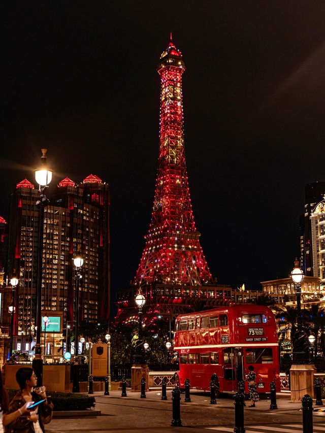 不是倫敦是發朋友圈被問爆的澳門夜景。